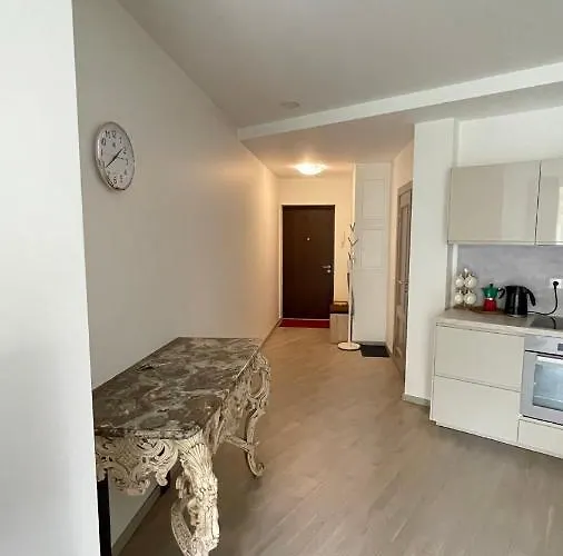 Hugo & Parking Apartment Riga